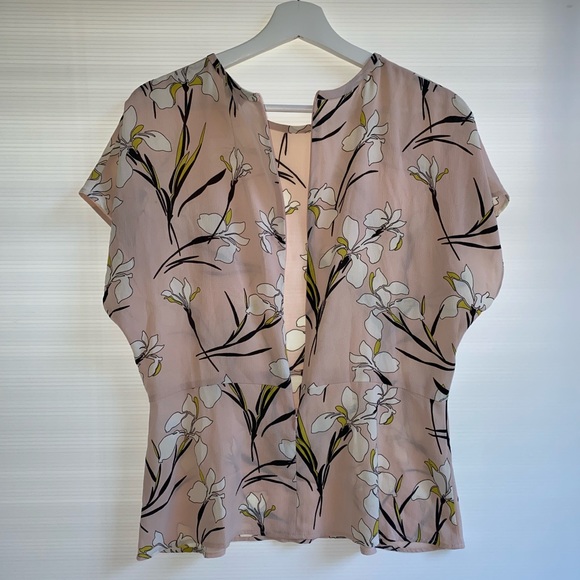 Veronika Maine Womens Pale Blush Floral Short Sleeved Blouse Workwear Size 12 - Picture 13 of 15